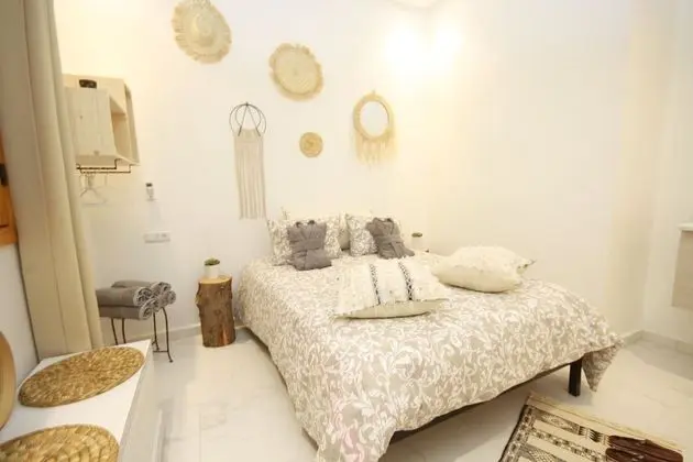 Standard Tek Büyük Yataklı Oda