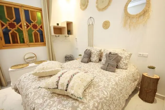 Standard Tek Büyük Yataklı Oda