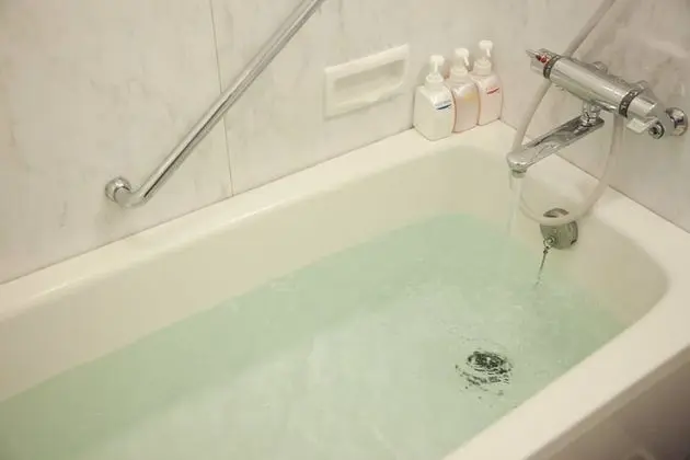 İki Ayrı Yataklı Oda, Sigara İçilebilir (2 Semi Double Beds with 1  extra bed)