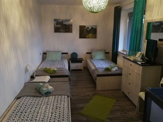 Üç Kişilik Oda, 3 Tek Kişilik Yatak, Özel Banyo (3)