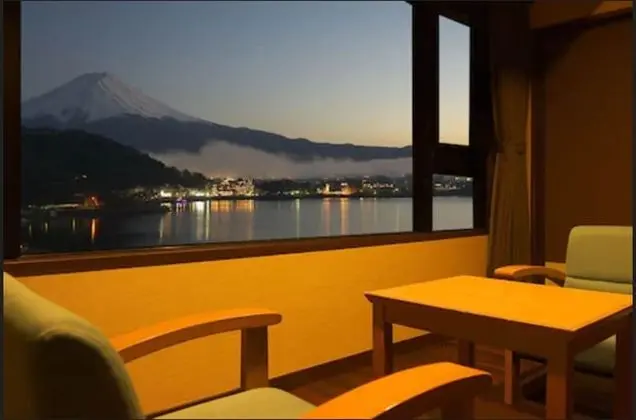 Traditional Oda (Modern Japanese Western, Fuji view)