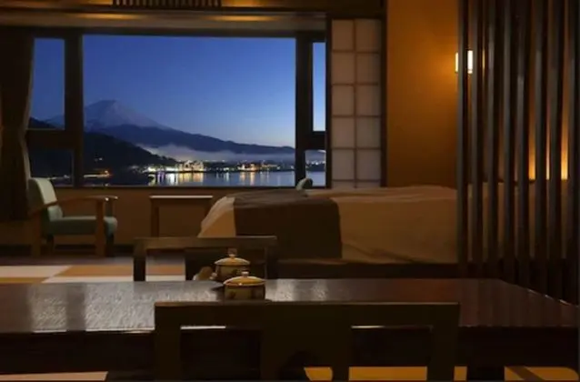 Traditional Oda (Modern Japanese Western, Fuji view)