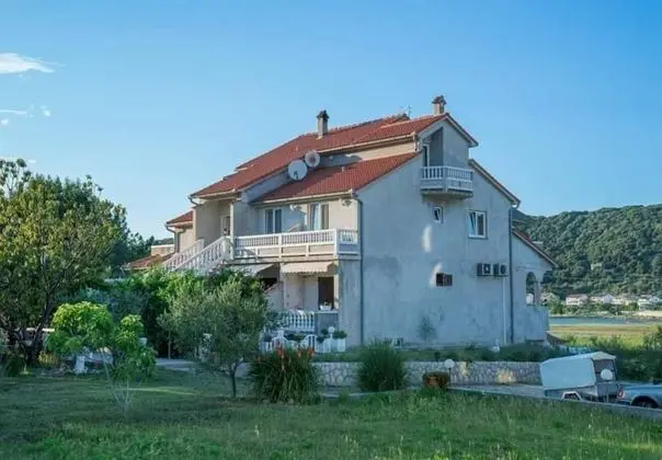 Apart Daire (Mig - with beautiful garden - A1 priz)