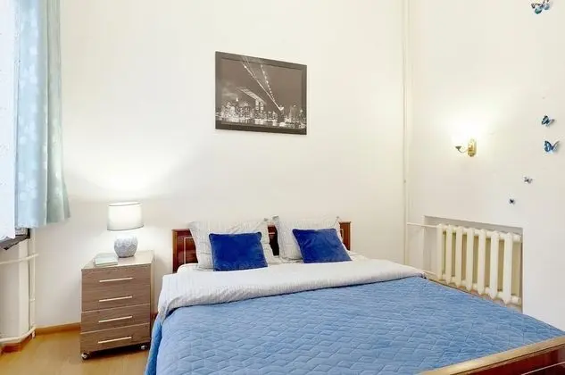 S12 Modern flat near Olympic Stadium