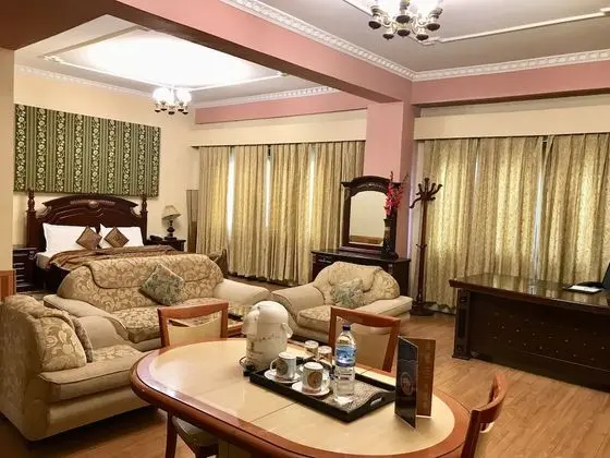 Deluxe Tek Büyük veya İki Ayrı Yataklı Oda