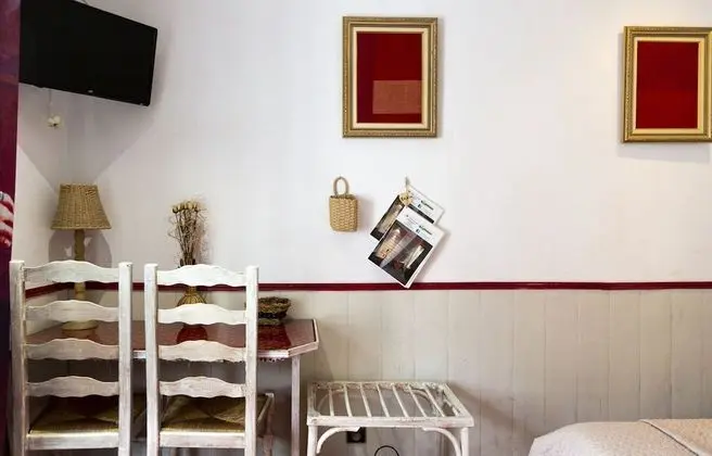 Comfort Tek Büyük Yataklı Oda