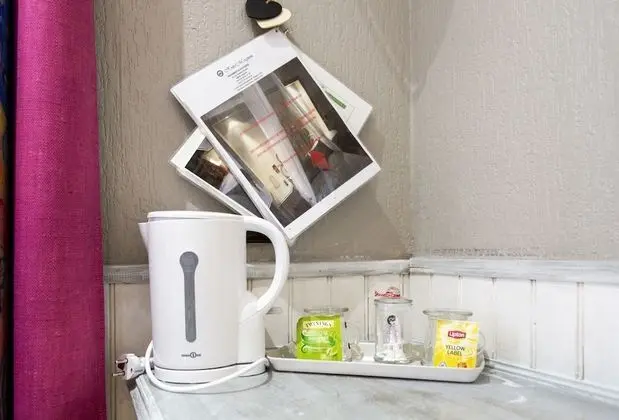 Comfort Tek Büyük Yataklı Oda