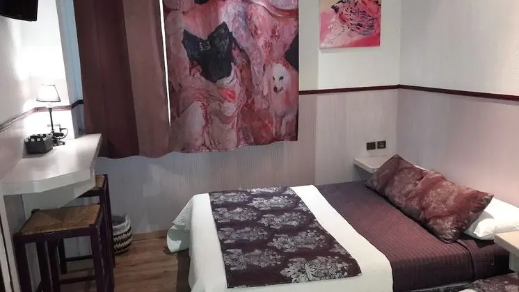 Economy Üç Kişilik Oda