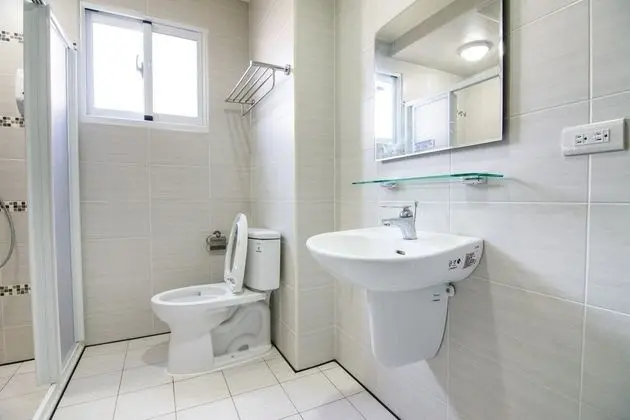 Economy Tek Büyük Yataklı Oda, Ortak Banyo (101)