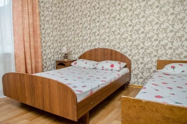 Economy Üç Kişilik Oda, Ortak Banyo