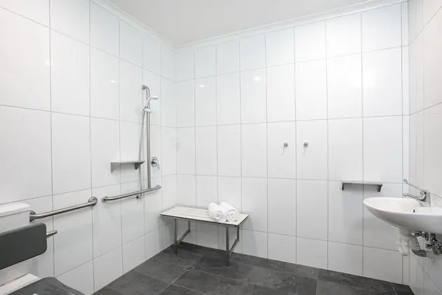 Basic Tek Büyük Yataklı Oda