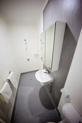 Basic Tek Büyük Yataklı Oda