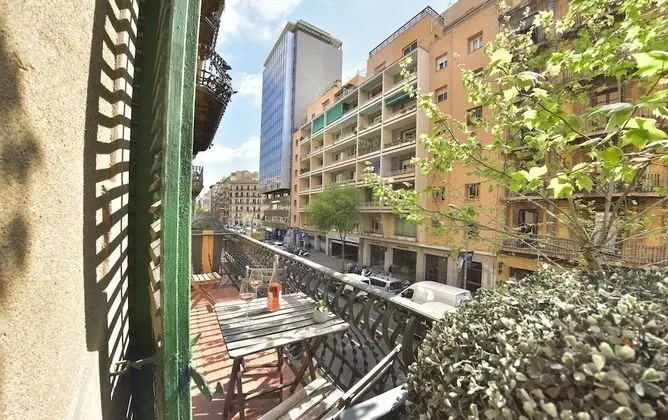 Superior Üç Kişilik Oda, Balkon