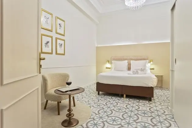 Tek Büyük Yataklı Oda, Balkon, Şehir Manzaralı