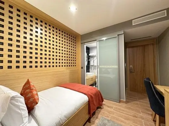 Standart Single Oda, Kara Manzaralı, 1. Kat