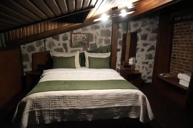 Penthouse, Kale Manzaralı