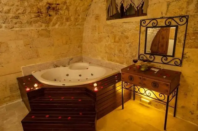 Deluxe Jakuzili Suite, Manzarasız, Jakuzili