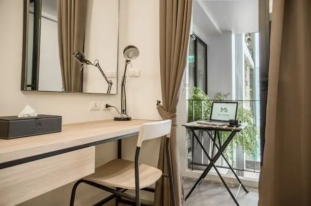 Pool Suite Room