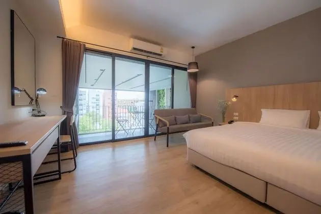 Pool Suite Room