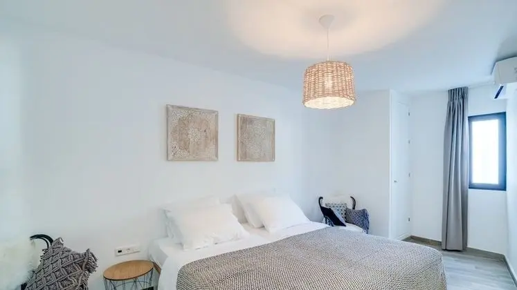 Deluxe Apartment 1, 2 Bedrooms, Ocean View, Sea Facing