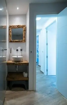 Deluxe Apartment 1, 2 Bedrooms, Ocean View, Sea Facing