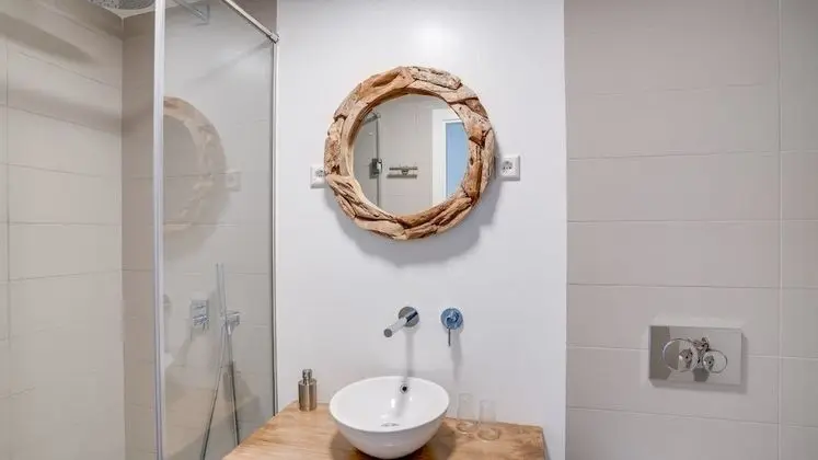 Deluxe Apartment 2, 1 Bedroom, Ocean View, Sea Facing