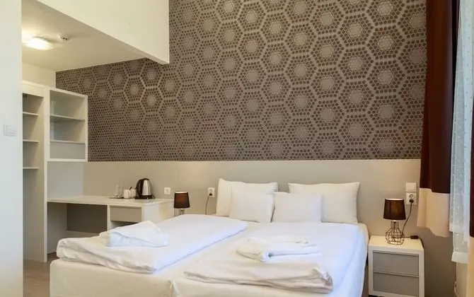 Deluxe Tek Büyük veya İki Ayrı Yataklı Oda, Balkon