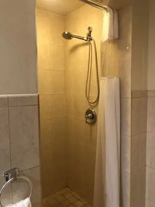 Standard Süit, 1 En Büyük (King) Boy Yatak
