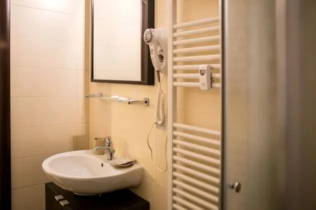 Economy Tek Büyük Yataklı Oda