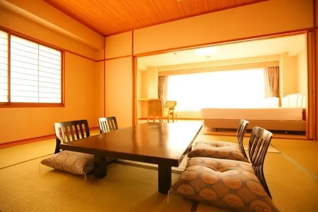 Traditional Oda, Okyanus Manzaralı (Japanese-Style)
