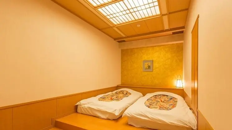 Luxury Oda
