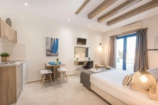 Superior Stüdyo Süit, Kısmi Deniz Manzaralı
