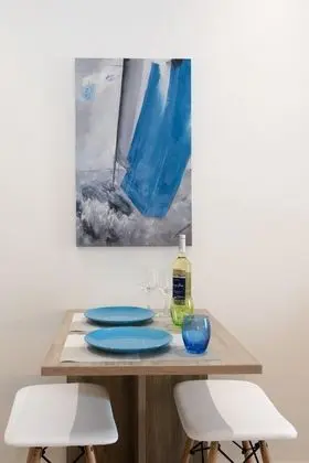 Superior Stüdyo Süit, Kısmi Deniz Manzaralı