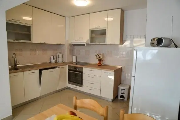 Apart Daire (Miki - 50 M from the beach - A1(4+1))