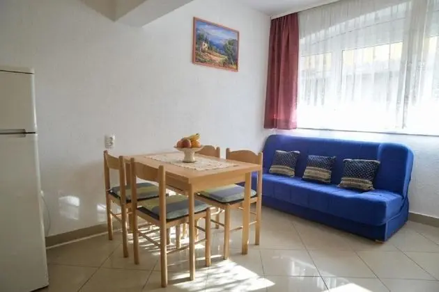 Apart Daire (Miki - 50 M from the beach - A1(4+1))