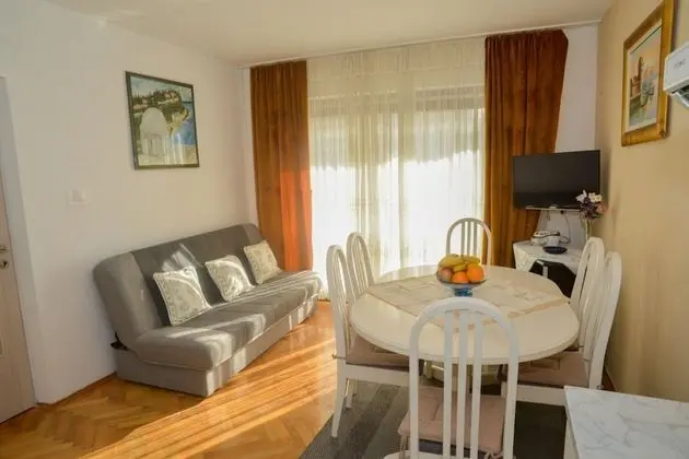 Apart Daire (Miki - 50 M from the beach - A3(4+1))