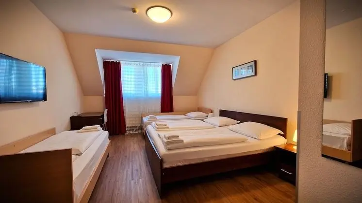 Dört Kişilik Oda