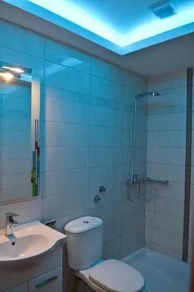 Tek Büyük Yataklı Oda, Şömine, Dağ Manzaralı
