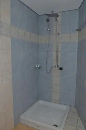 Üç Kişilik Oda, Şömine, Dağ Manzaralı