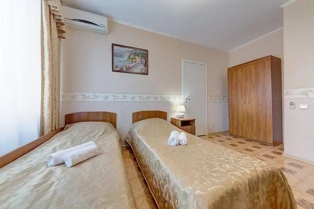 Standard Tek Büyük veya İki Ayrı Yataklı Oda
