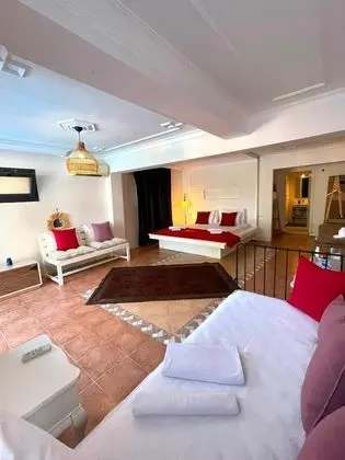 King Suite, Havuz ve Bahçe Manzaralı, Jakuzili