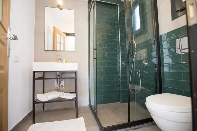 Luxury Suite, Havuz Manzaralı, Şömineli ve Balkonlu