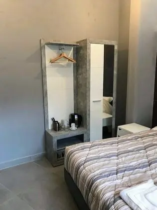 Basic Tek Büyük Yataklı Oda