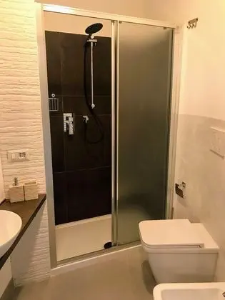 Basic Tek Büyük Yataklı Oda