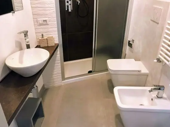 Basic Tek Büyük Yataklı Oda