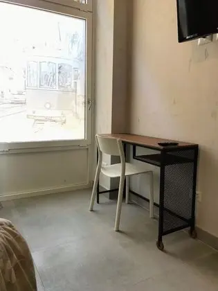 Classic Tek Büyük Yataklı Oda