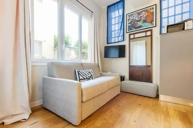 Exclusive Stüdyo Süit