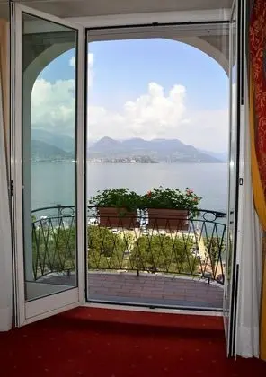 Üç Kişilik Oda, Göl Manzaralı