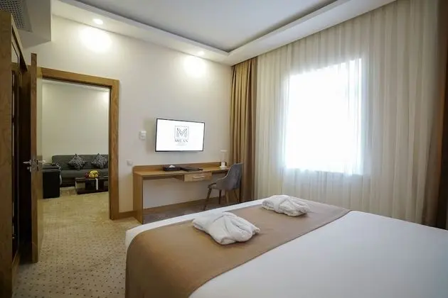 Luxury Tek Büyük Yataklı Oda