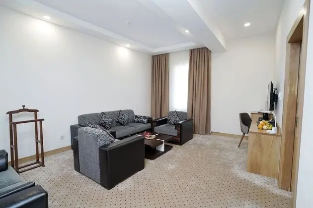 Luxury Tek Büyük Yataklı Oda